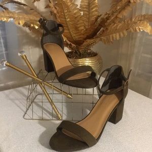 Rouge Olive Highlight-O6S Heels